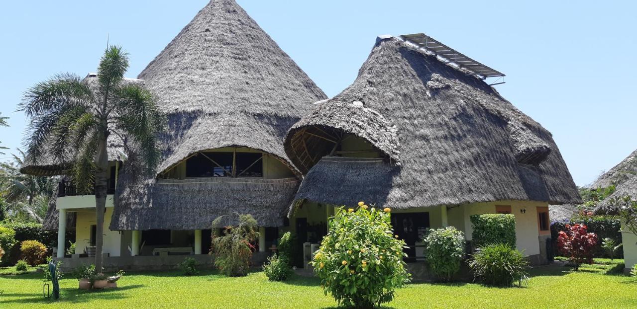 Amani Paradise - Luxury Villas Diani Beach Exterior foto