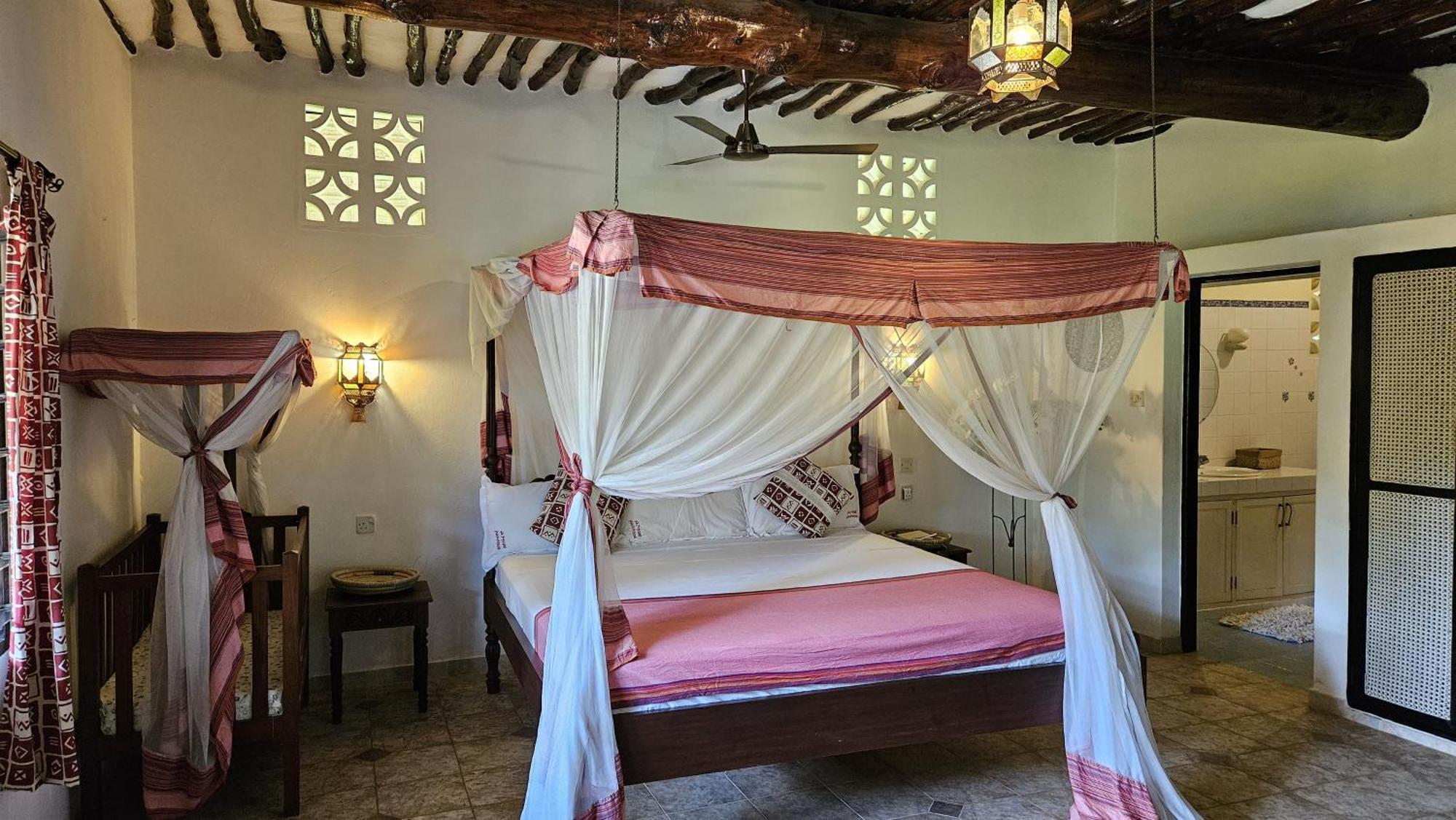 Amani Paradise - Luxury Villas Diani Beach Exterior foto